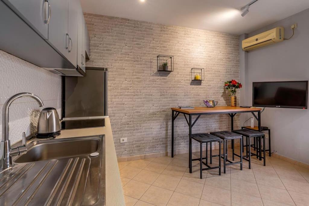 New Bazaar Apartment Tirana Exterior photo